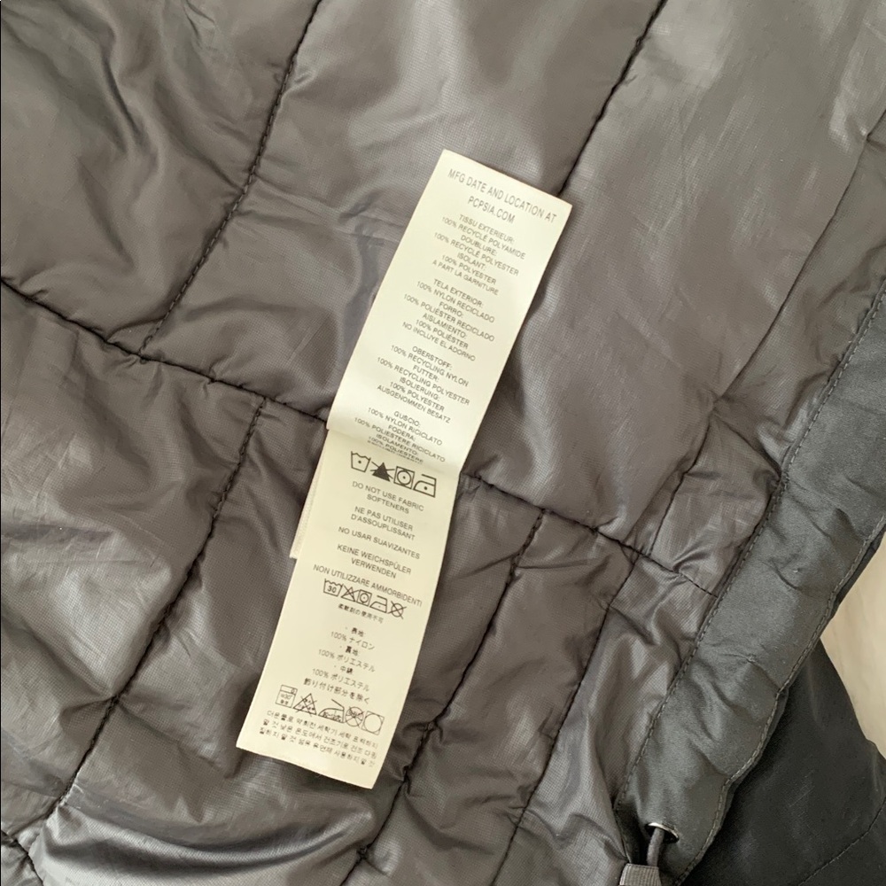 Patagonia Rain Jacket - Picture 9 of 15